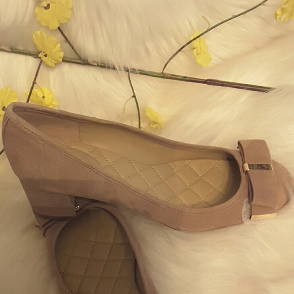 Michael kors genuine suede slip on shoes - Picture 7 of 8